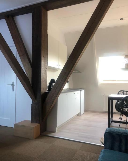 Rustig Logeerverblijf Aan De Rand Van De Stad Lekkum Luaran gambar